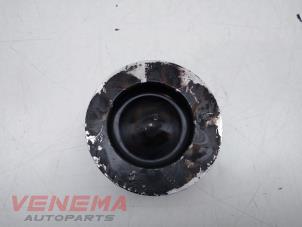 Gebruikte Zuiger Volkswagen Golf VII (AUA) 1.6 TDI BlueMotion 16V Prijs € 29,99 Margeregeling aangeboden door Venema Autoparts