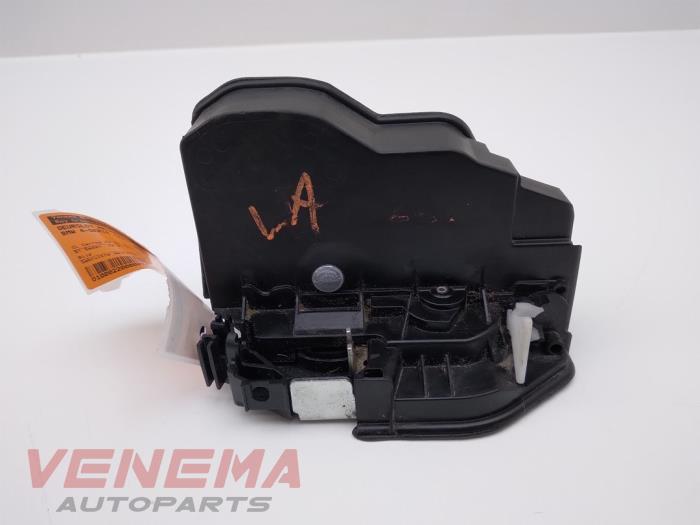 Deurslot Mechaniek 4Deurs links-achter van een BMW 4 serie Gran Coupe (F36) 420i 2.0 Turbo 16V 2016