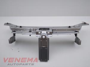 Gebruikte Frontpaneel Dacia Sandero II 0.9 TCE 12V Prijs € 99,99 Margeregeling aangeboden door Venema Autoparts