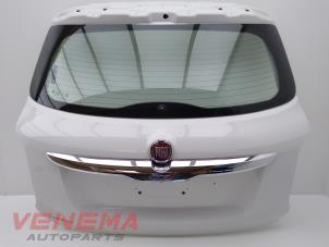 Gebruikte Achterklep Fiat 500X (334) 1.4 Multi Air 16V 4x4 Prijs € 299,99 Margeregeling aangeboden door Venema Autoparts