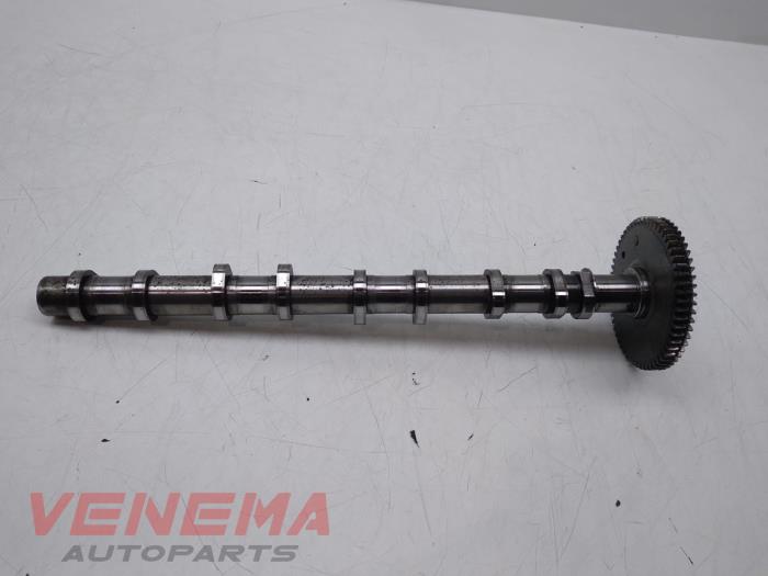 Gebruikte Nokkenas Mercedes E Estate (S213) E-200d 2.0 Turbo 16V Prijs € 179,99 Margeregeling aangeboden door Venema Autoparts