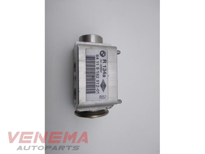 Gebruikte Airco expansieklep BMW 1 serie (E81) 116i 1.6 16V Prijs € 28,99 Margeregeling aangeboden door Venema Autoparts