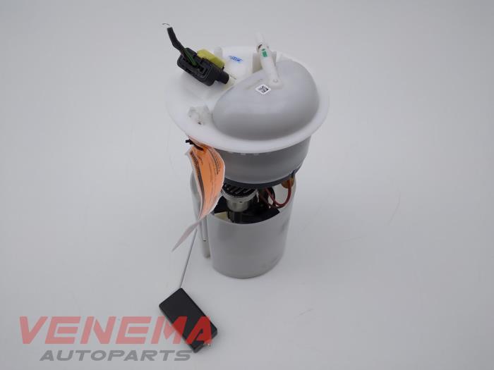 Gebruikte Tank element Pomp Fiat 500 (312) 1.2 Prijs € 29,99 Margeregeling aangeboden door Venema Autoparts