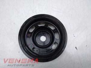 Gebruikte Poelie Krukas Volkswagen Polo VI (AW1) 1.0 TSI 12V Prijs € 29,99 Margeregeling aangeboden door Venema Autoparts
