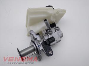 Gebruikte Hoofdremcilinder Volkswagen Polo VI (AW1) 1.0 TSI 12V Prijs € 14,99 Margeregeling aangeboden door Venema Autoparts