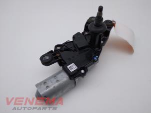 Gebruikte Ruitenwissermotor achter Ford Fiesta 7 1.0 EcoBoost 12V 100 Prijs € 14,99 Margeregeling aangeboden door Venema Autoparts