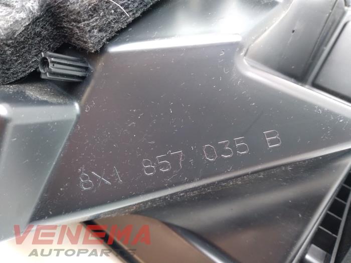 Dashboardkastje van een Audi A1 Sportback (8XA/8XF) 1.6 TDI 16V 2014