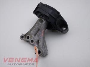 Gebruikte Motorrubber Citroen C4 Cactus (0B/0P) 1.2 PureTech 82 12V Prijs € 14,99 Margeregeling aangeboden door Venema Autoparts