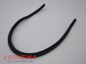 Gebruikte Diversen Volkswagen Golf VI Cabrio (1K) 2.0 TDI 16V Prijs € 14,99 Margeregeling aangeboden door Venema Autoparts