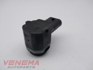 Gebruikte PDC Sensor Ford Transit 2.0 TDCi 16V Eco Blue 130 Prijs € 19,99 Margeregeling aangeboden door Venema Autoparts
