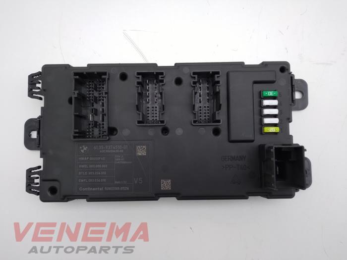 Gebruikte Module Bodycontrol BMW 1 serie (F21) 118i 1.5 TwinPower 12V Prijs € 29,99 Margeregeling aangeboden door Venema Autoparts