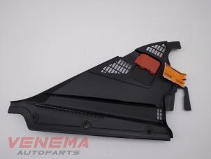 Gebruikte Paravan BMW 1 serie (F21) 118i 1.5 TwinPower 12V Prijs € 19,99 Margeregeling aangeboden door Venema Autoparts