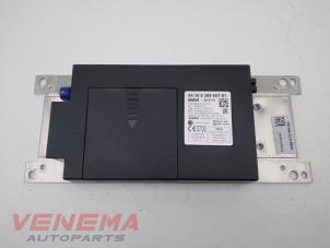 Gebruikte Module Telefoon BMW 1 serie (F21) 118i 1.5 TwinPower 12V Prijs € 49,99 Margeregeling aangeboden door Venema Autoparts