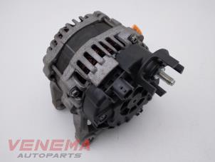Dynamo van een Renault Megane IV (RFBB) 1.3 TCe 115 16V 2018