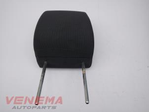 Gebruikte Hoofdsteun Ford Kuga I 2.0 TDCi 16V 140 Prijs € 29,99 Margeregeling aangeboden door Venema Autoparts