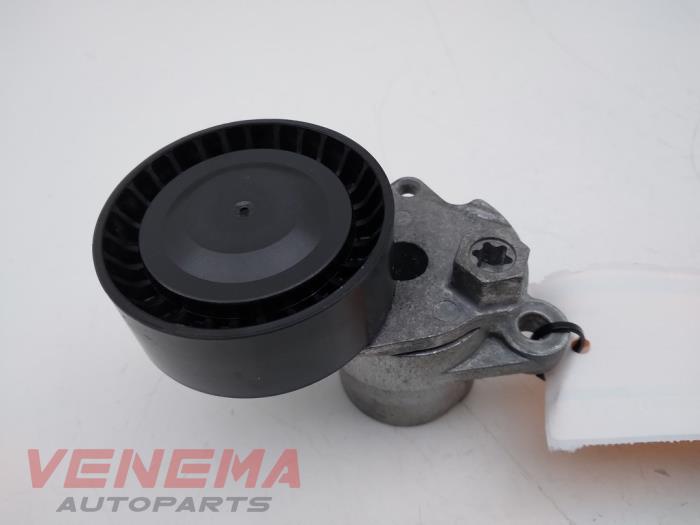 Gebruikte Spanrol Multiriem Audi A1 Sportback (8XA/8XF) 1.0 TFSI Ultra 12V Prijs € 9,99 Margeregeling aangeboden door Venema Autoparts