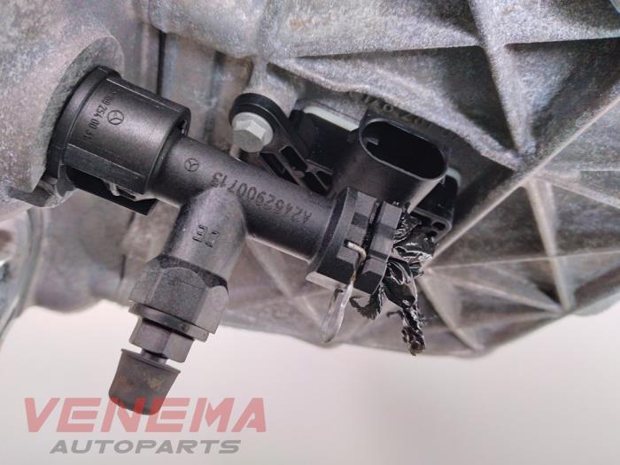 Versnellingsbak van een Mercedes-Benz A (W176) 1.6 A-180 16V 2014