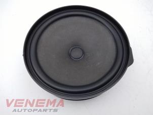 Gebruikte Speaker Mercedes A (W176) 1.6 A-180 16V Prijs € 19,99 Margeregeling aangeboden door Venema Autoparts