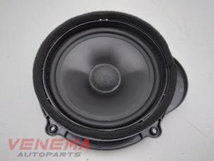 Gebruikte Luidspreker Landrover Discovery III (LAA/TAA) 2.7 TD V6 Prijs € 14,99 Margeregeling aangeboden door Venema Autoparts