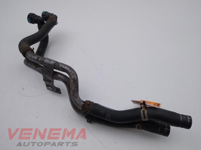 Radiateurslang van een Land Rover Discovery III (LAA/TAA) 2.7 TD V6 2005