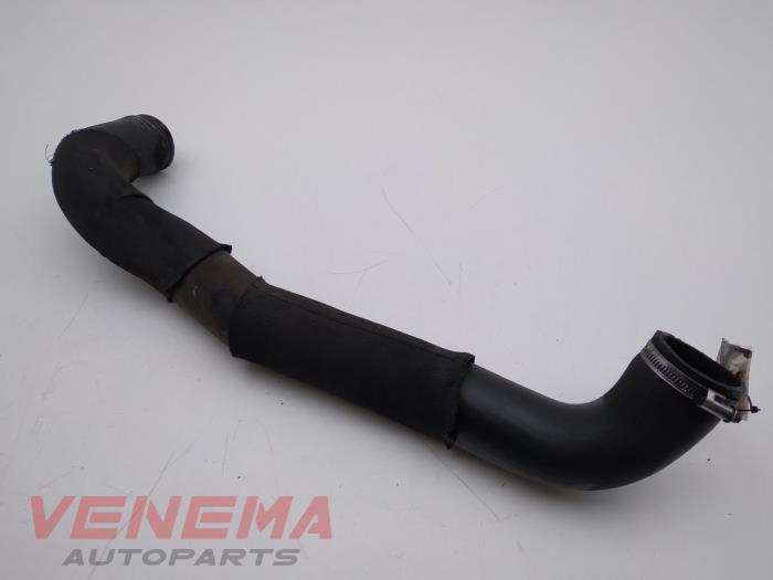 Gebruikte Intercooler Slang Landrover Discovery III (LAA/TAA) 2.7 TD V6 Prijs € 24,99 Margeregeling aangeboden door Venema Autoparts