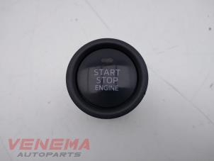 Gebruikte Start/Stop schakelaar Mazda CX-5 I (KE,GH) 2.2 Skyactiv D 16V 4WD Prijs € 14,99 Margeregeling aangeboden door Venema Autoparts