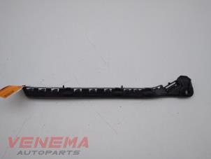 Gebruikte Bumpersteun rechts-achter Mercedes E (W212) E-250 CDI 16V BlueTec Prijs € 14,99 Margeregeling aangeboden door Venema Autoparts