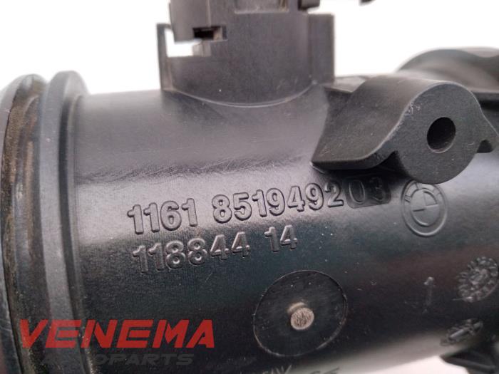 Luchthoeveelheidsmeter van een BMW 3 serie Touring (F31) 320d 2.0 16V 2015