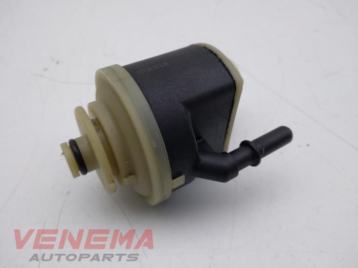Gebruikte Diversen BMW 3 serie Touring (F31) 320d 2.0 16V Prijs € 14,99 Margeregeling aangeboden door Venema Autoparts