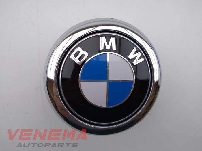 Achterklep Handgreep van een BMW 1 serie (F20) 116d 1.5 12V TwinPower 2018