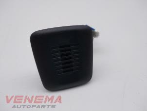Gebruikte Microfoon BMW 1 serie (F20) 116d 1.5 12V TwinPower Prijs € 9,99 Margeregeling aangeboden door Venema Autoparts