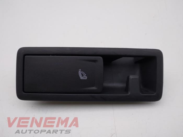 Gebruikte Diversen Seat Leon ST (5FF) 1.4 TSI EcoFuel 16V Prijs € 14,99 Margeregeling aangeboden door Venema Autoparts