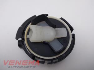 Gebruikte Sensor Airbag Seat Leon ST (5FF) 1.4 TSI EcoFuel 16V Prijs € 19,99 Margeregeling aangeboden door Venema Autoparts