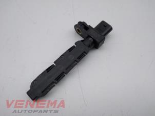 Gebruikte Krukas sensor Mini Countryman (F60) 1.5 12V One Prijs € 24,99 Margeregeling aangeboden door Venema Autoparts