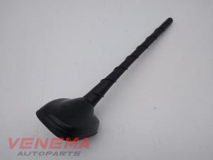 Gebruikte Antenne Skoda Fabia III Combi (NJ5) 1.2 TSI 16V Greentech Prijs € 19,99 Margeregeling aangeboden door Venema Autoparts