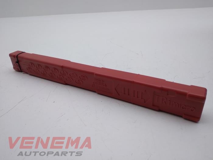 Gevarendriehoek van een Mercedes-Benz E Estate (S213) E-300de 2.0 Turbo 16V 2020