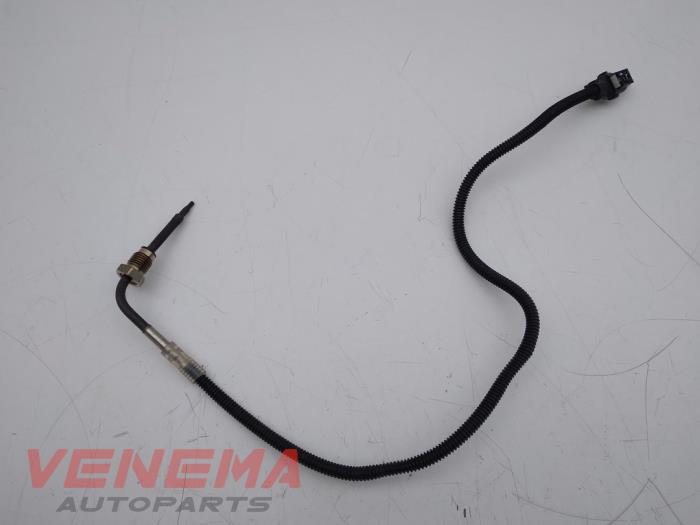 Gebruikte Uitlaat temperatuursensor Mercedes E Estate (S213) E-300de 2.0 Turbo 16V Prijs € 54,99 Margeregeling aangeboden door Venema Autoparts