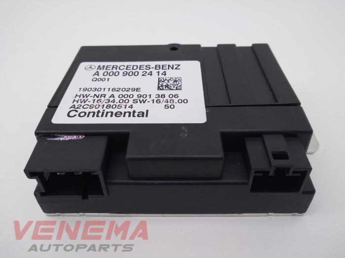 Brandstofpomp module van een Mercedes-Benz E Estate (S213) E-300de 2.0 Turbo 16V 2020