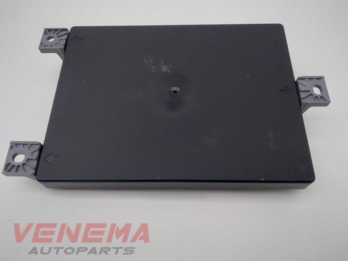 Gebruikte Sam module Mercedes E Estate (S213) E-300de 2.0 Turbo 16V Prijs € 89,99 Margeregeling aangeboden door Venema Autoparts