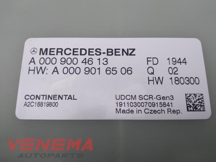 Adblue Computer van een Mercedes-Benz E Estate (S213) E-300de 2.0 Turbo 16V 2020