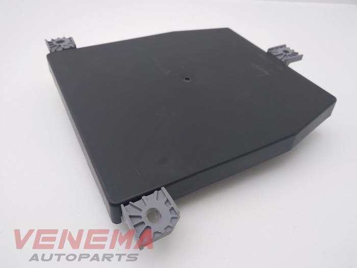 Computer Body Control van een Mercedes-Benz E Estate (S213) E-300de 2.0 Turbo 16V 2020