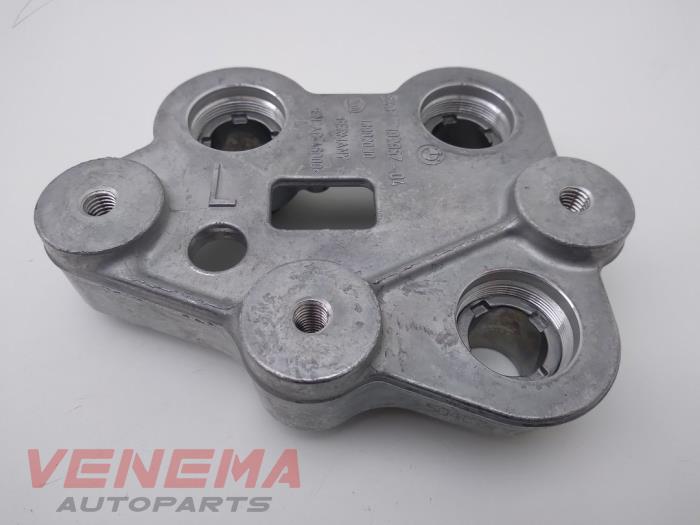 Gebruikte Module (diversen) BMW Z4 Roadster (E89) sDrive 18i 2.0 16V Prijs € 44,99 Margeregeling aangeboden door Venema Autoparts