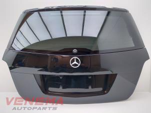 Gebruikte Achterklep Mercedes GLK (204.7/9) 3.0 320 CDI 24V 4-Matic Prijs € 499,99 Margeregeling aangeboden door Venema Autoparts