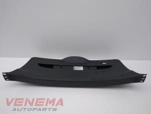 Gebruikte Bekleding Achterklep BMW 1 serie (E81) 116i 1.6 16V Prijs € 14,99 Margeregeling aangeboden door Venema Autoparts