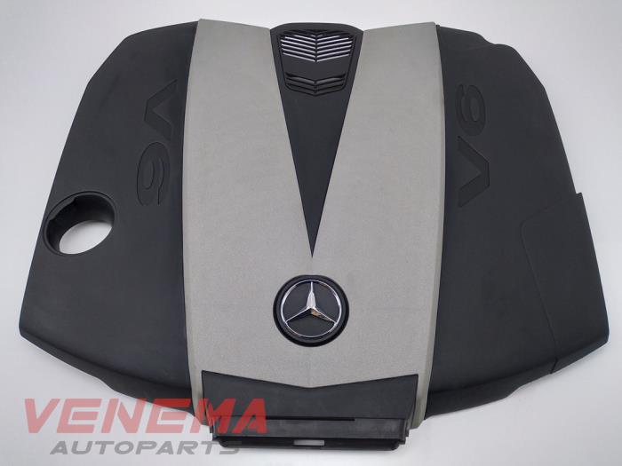 Gebruikte Afdekplaat motor Mercedes GLK (204.7/9) 3.0 320 CDI 24V 4-Matic Prijs € 89,99 Margeregeling aangeboden door Venema Autoparts