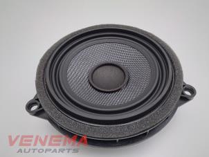 Gebruikte Luidspreker BMW X3 (F25) xDrive20d 16V Prijs € 19,99 Margeregeling aangeboden door Venema Autoparts