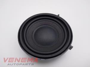 Gebruikte Luidspreker BMW X3 (F25) xDrive20d 16V Prijs € 9,99 Margeregeling aangeboden door Venema Autoparts