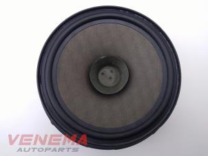 Gebruikte Luidspreker Volkswagen Up! (121) 1.0 12V 75 Prijs € 14,99 Margeregeling aangeboden door Venema Autoparts