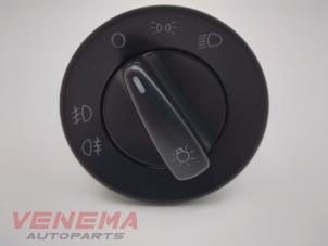 Gebruikte Licht Schakelaar Ford Galaxy (WGR) 2.8i V6 24V Prijs € 14,99 Margeregeling aangeboden door Venema Autoparts