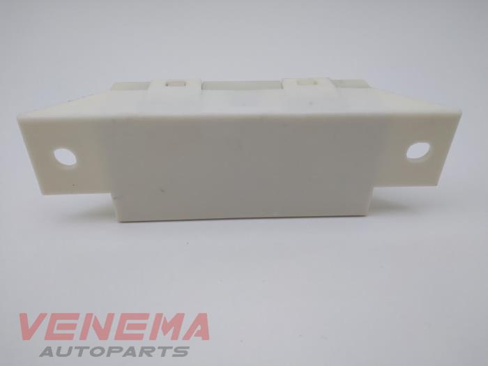 Gebruikte Computer Verlichting Mercedes ML III (166) 3.0 ML-350 BlueTEC V6 24V 4-Matic Prijs € 24,99 Margeregeling aangeboden door Venema Autoparts